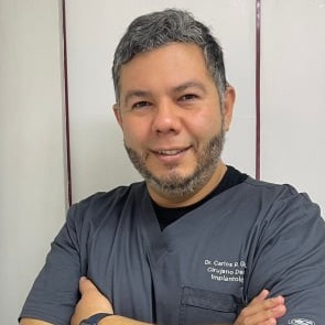 Dr. Carlos Garay Sepúlveda 